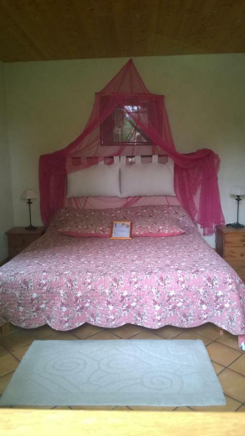 Les Griottes Bed & Breakfast Charols Ngoại thất bức ảnh